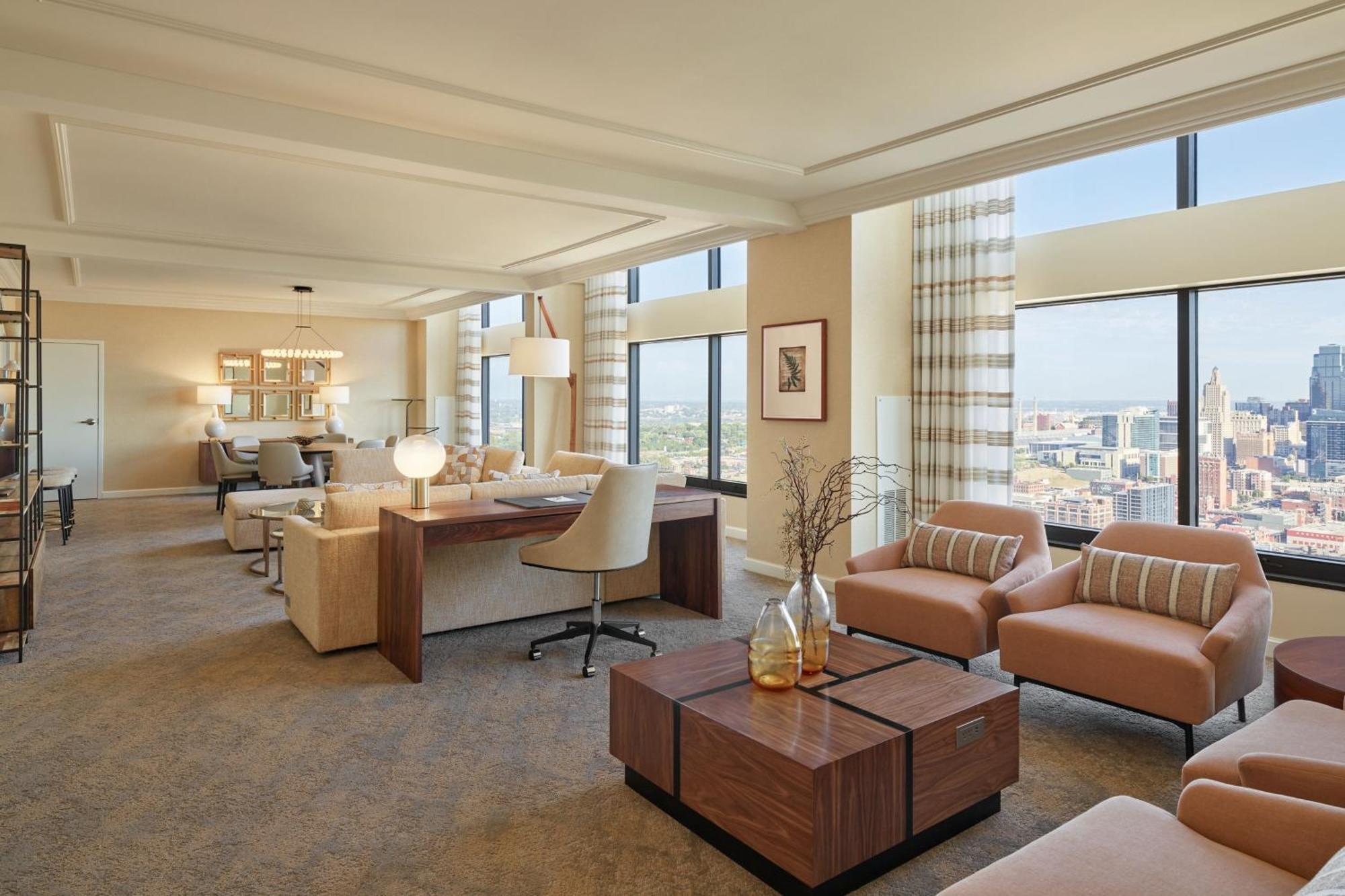 Hotel Sheraton Kansas At Crown Center 4*